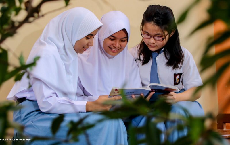 Menikmati Sore yang Santai: Seni Relaksasi di Tengah Kesibukan Modern