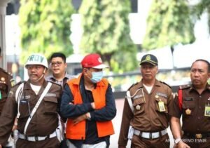 Operasi Senyap Pemberantasan Korupsi: Terungkapnya Jaringan dan Implikasi Penangkapan Terbaru