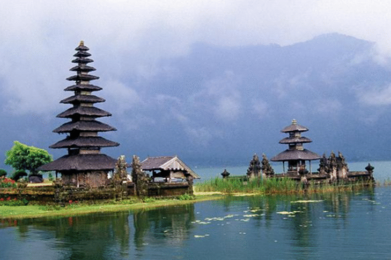 Pesona Asia Tak Pernah Pudar: Inovasi dan Adaptasi di Tengah Tantangan Pariwisata Global