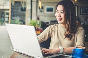 Revolusi Teknologi Linguistik: Bahasa Bukan Lagi Penghalang