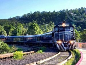 Tentu, mari kita bahas tren traveling anak muda yang sedang happening saat ini!