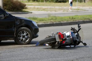 Tragedi di Jalan Raya: Mengupas Lebih Dalam Akar Masalah dan Dampak Kecelakaan Lalu Lintas