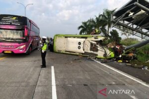 Tragedi Kecelakaan Bus: Luka yang Tak Kunjung Sembuh di Jalan Raya