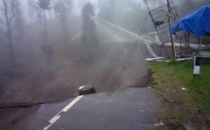 Tragedi Longsor di Indonesia: Menelisik Penyebab dan Upaya Mitigasi