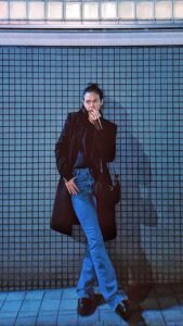 Gaya Edgy: Lebih dari Sekadar Busana, Sebuah Pernyataan Diri yang Berani