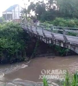 Kabar Duka: Jembatan Ambruk dan Runtuhnya Kepercayaan Publik