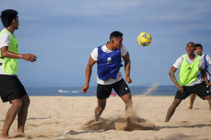 Sepak Bola Pantai: Lebih dari Sekadar Hiburan di Pasir, Sebuah Olahraga yang Mendunia