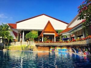 Staycation: Liburan Santai Tanpa Ribet, Tren yang Makin Digemari